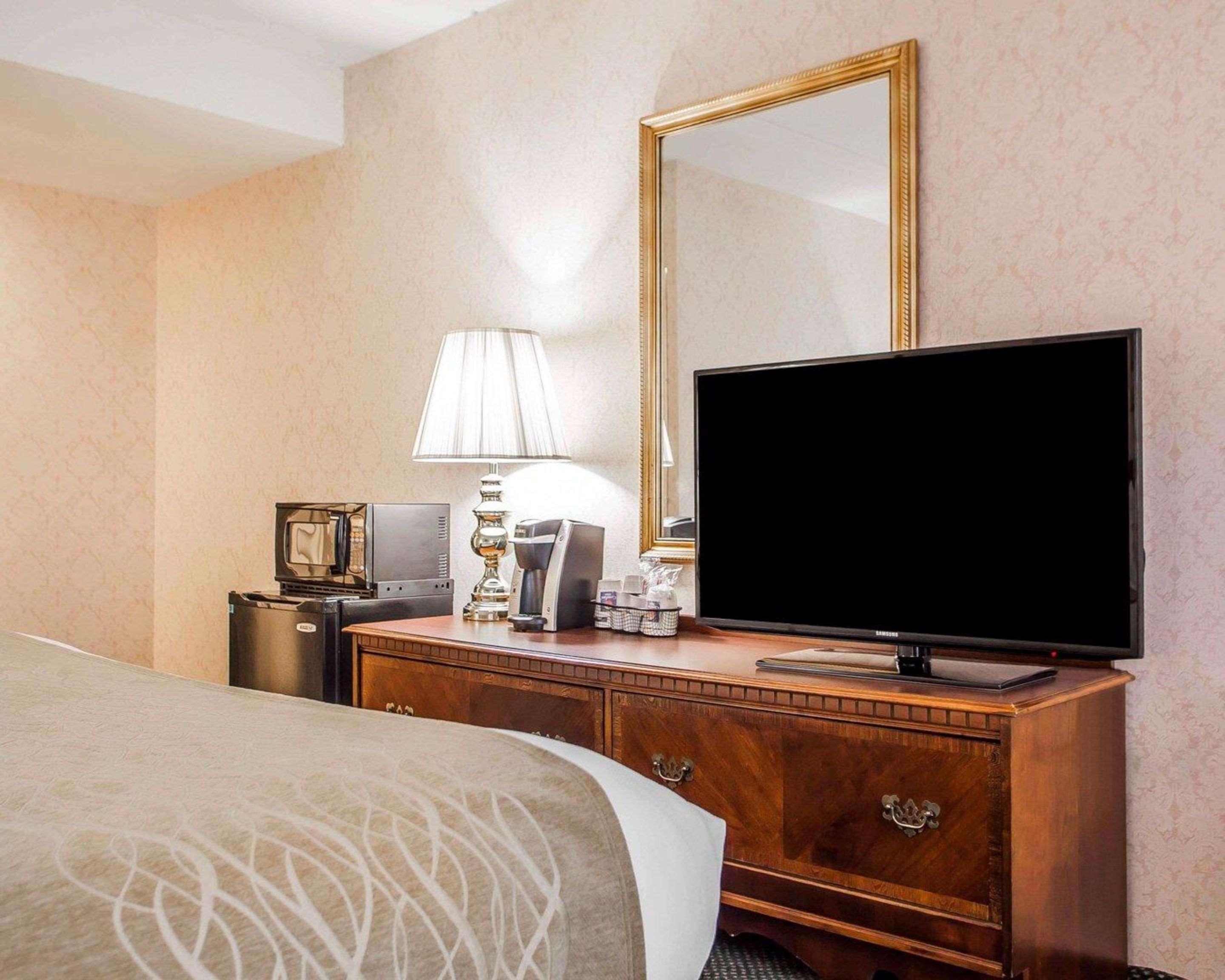 Quality Inn Montgomeryville-Philadelphia Exterior foto